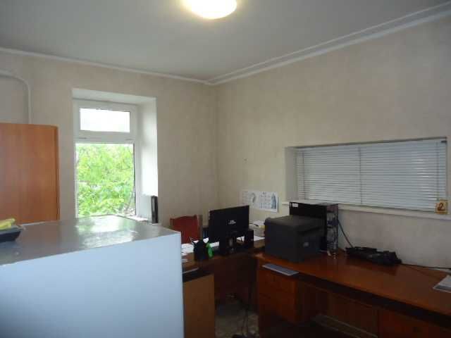 Оренда комплексу приміщень з залізничними коліями (п3)