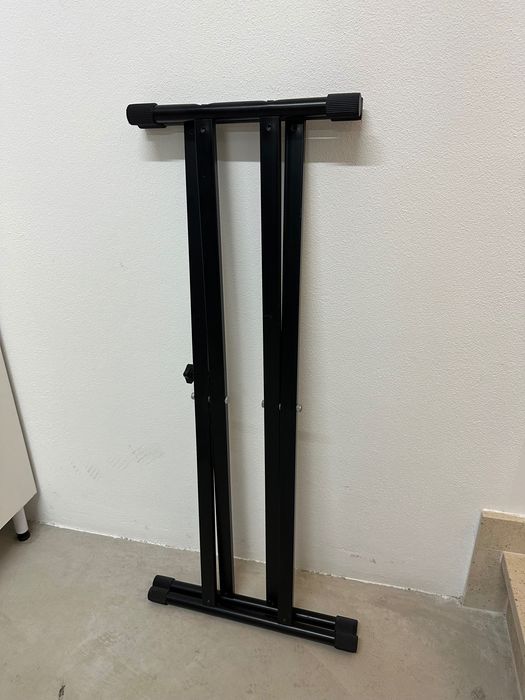 Yamaha Piano Digital (piaggero NP-12) + Stand