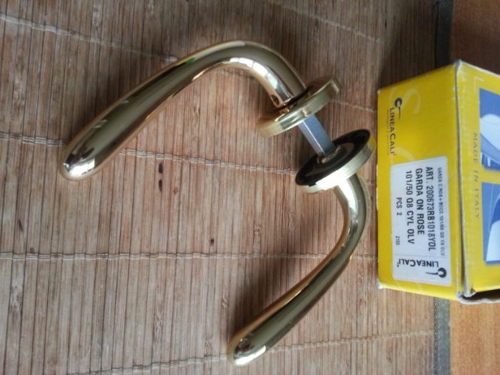 Ручки дверные(пара)Linea cali garda, полированная латунь,Италия ,новые