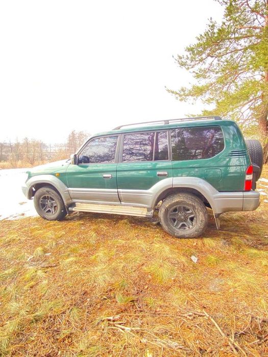 Позашляховик Toyota Land Cruiser Prado 90 1997 року• 3.0 ДИЗЕЛЬ