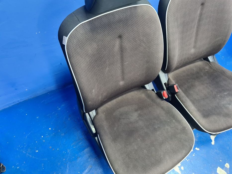 FOTELE przednie komplet lewy prawy MITSUBISHI I-MIEV ION C-ZERO OEM
