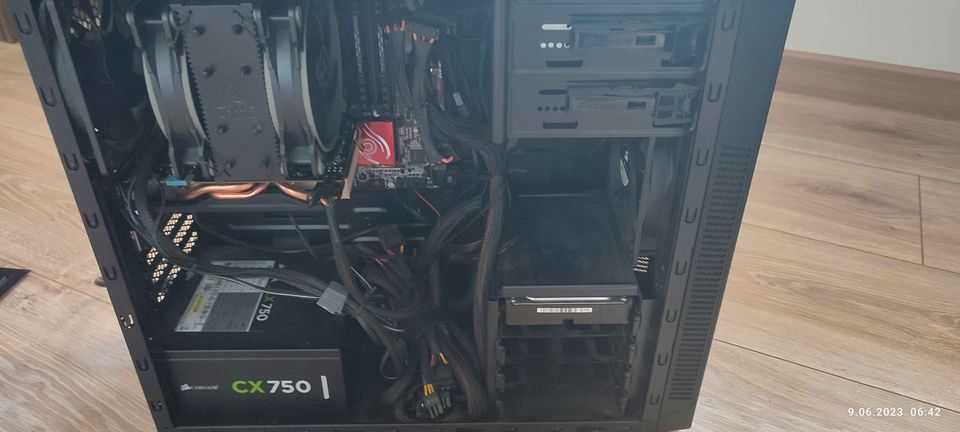 Komputer stacjonarny