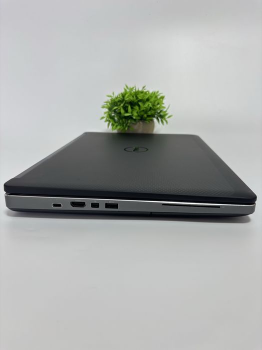 Ігровий Dell Latitude 7520