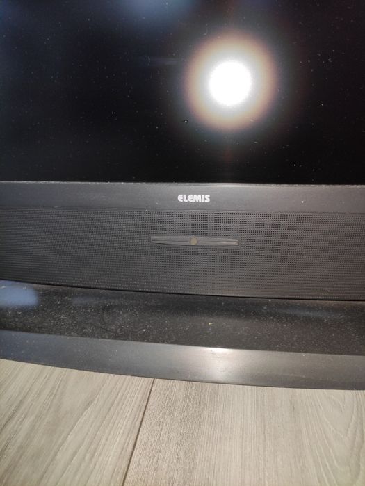 Telewizor Elemis 32" bez DVB-T2 + pilot