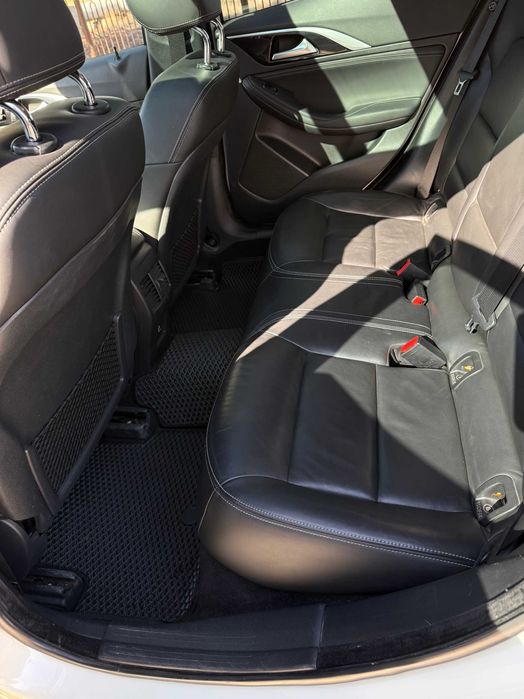 Продам Infiniti QX30