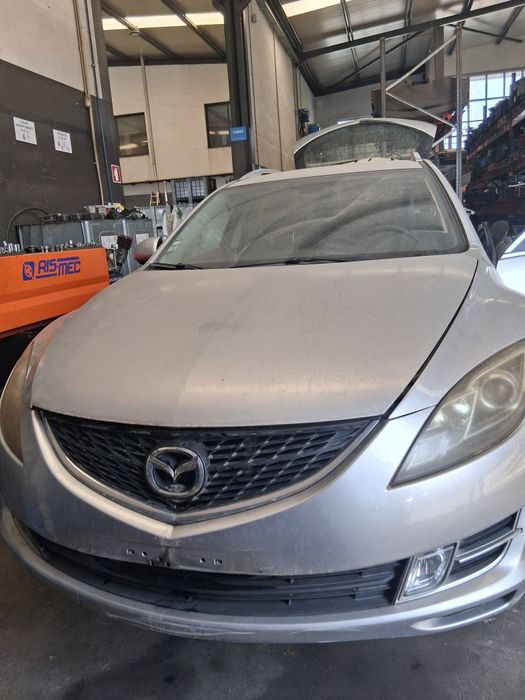 Mazda 6 para peças