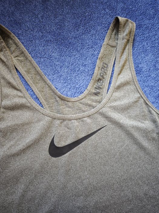 Футболка топ Nike Pro, жіноча, розмір L