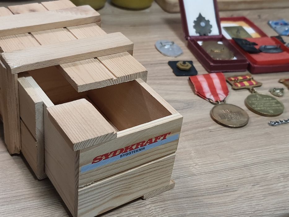 Mix odznaczeń i odznak