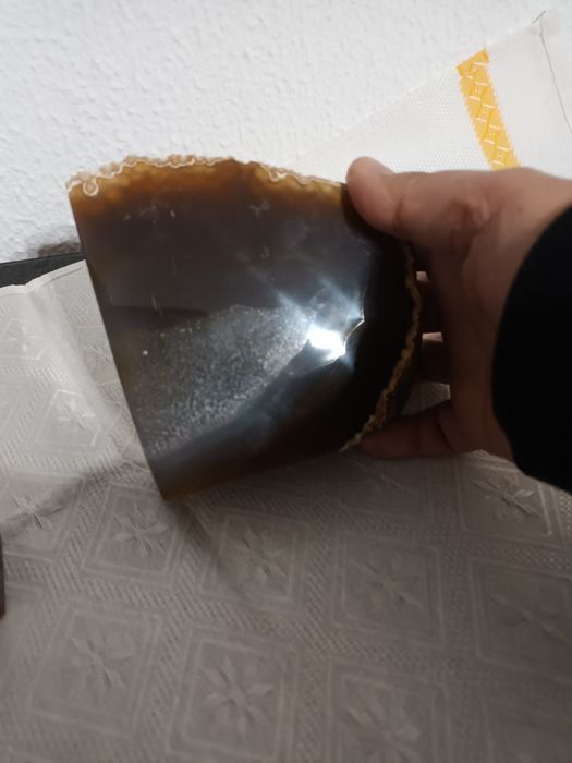 Cerra livros em pedra