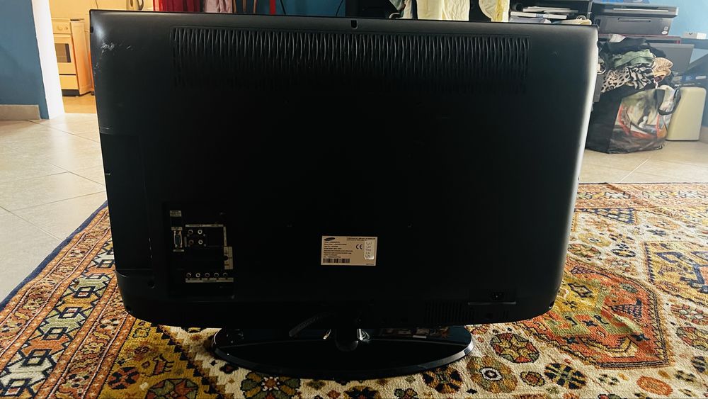TV Samsung 32" (Série 4) – Excelente Estado