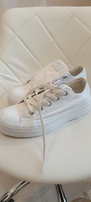 Білі кеди Converse