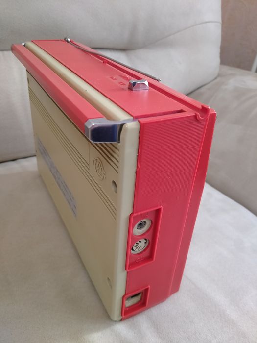 радиоприёмник  ВЭФ - 317,  VEF  под ремонт на запчасти