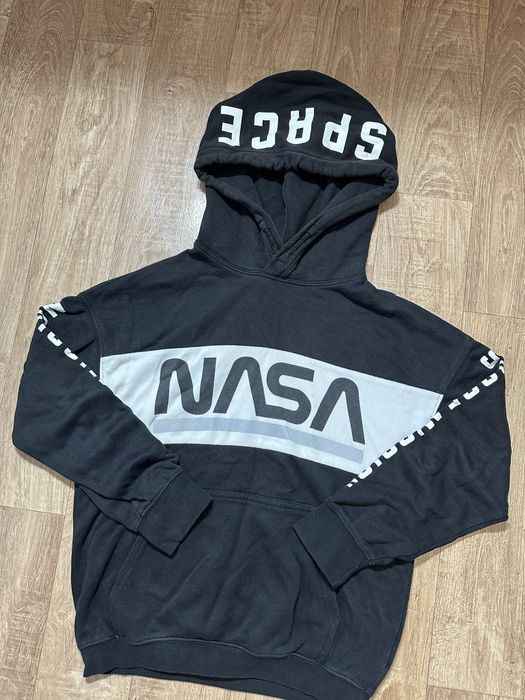 Кофта на хлопчика h&m nasa 9-10 років в гарому стані