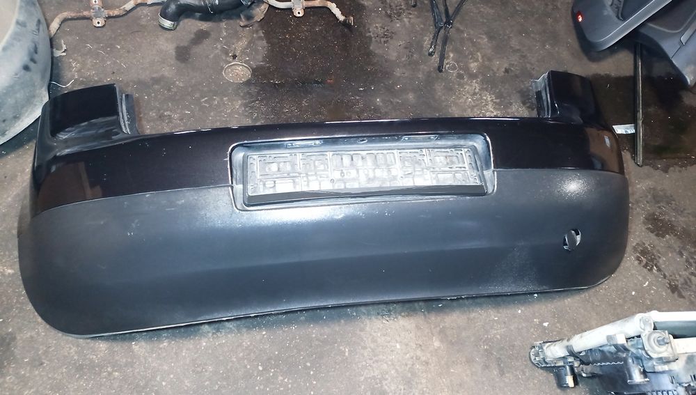 Volkswagen Golf 5 HB zderzak tylny