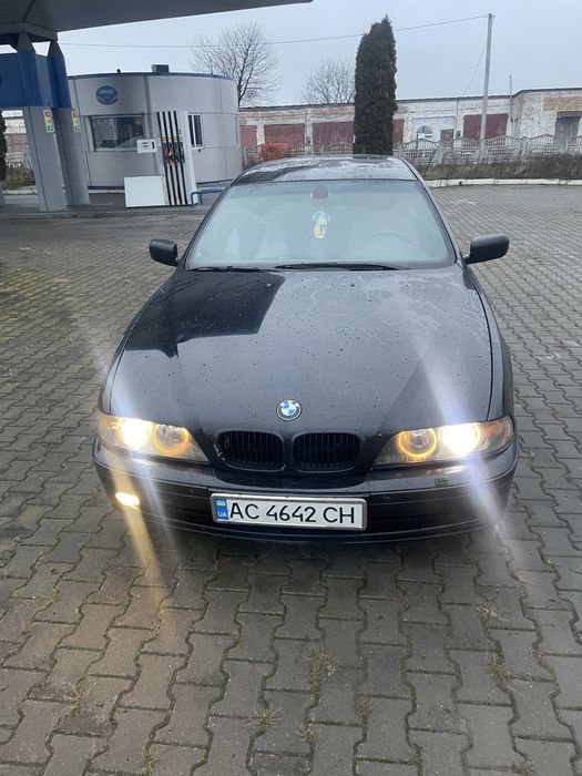 Подам бмв 525i е39