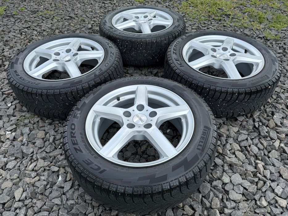 Продам диски Nissan Leaf 5/114,3 r16 з Шинами зима 205/55 r16 з Норвегії.