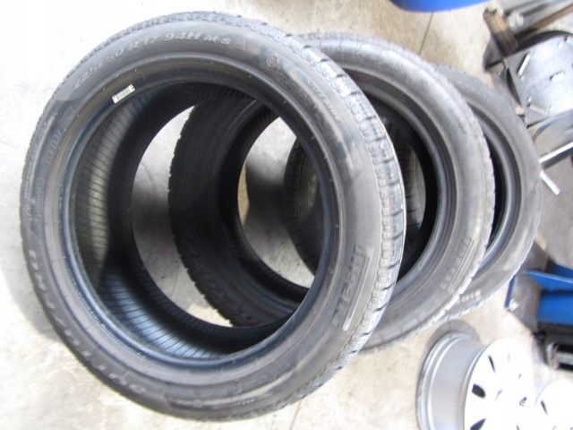 Pirelli sottozero winter 210 225/50/17