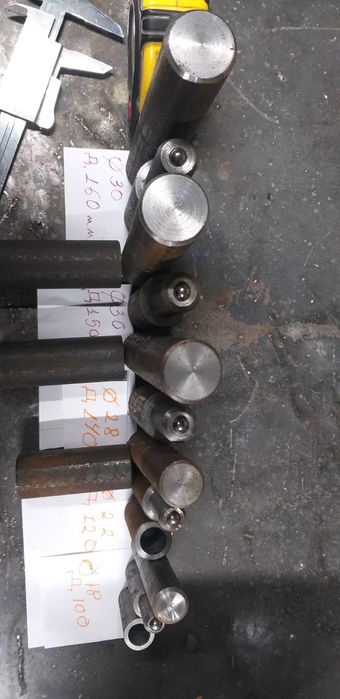 Завіси, петлі ,точені,приварніі для дверей,воріт(гаражні)