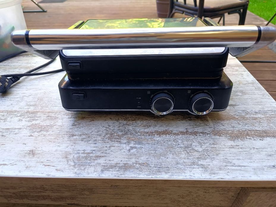 Grill elektryczny GÖTZE & JENSEN GL802X – 2000 W | Duża moc | W pełni sprawny