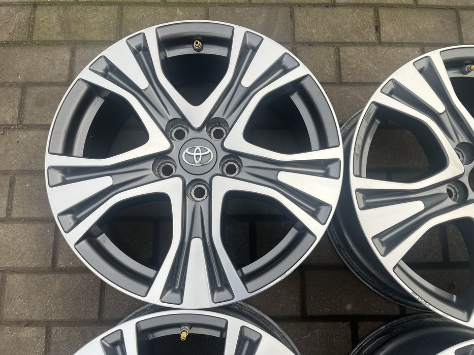 Felgi 17 Aluminiowe Toyota 5x114.3 Oryginalne