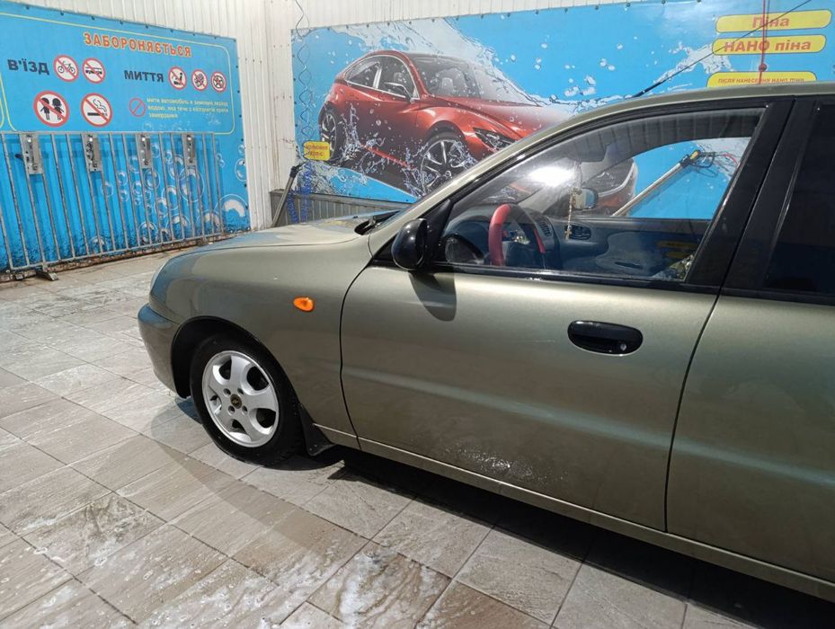 Автомобіль Део сенс