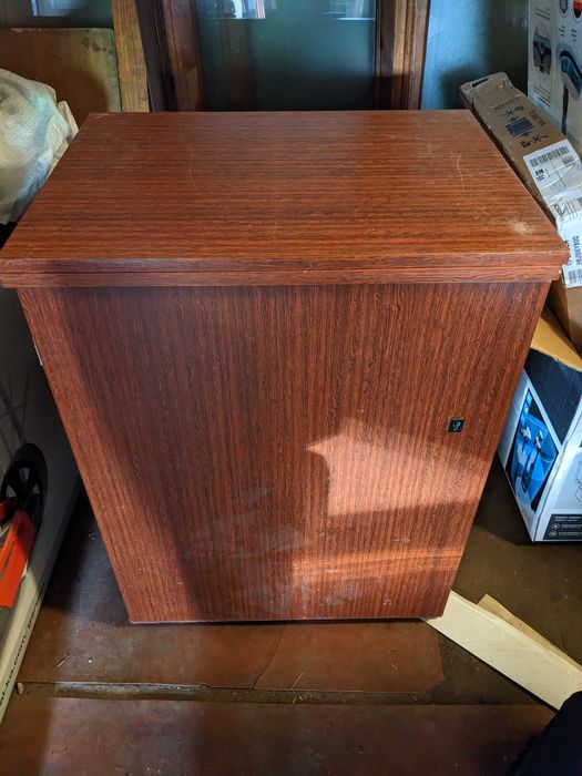 Швейна машинка Чайка 142 М