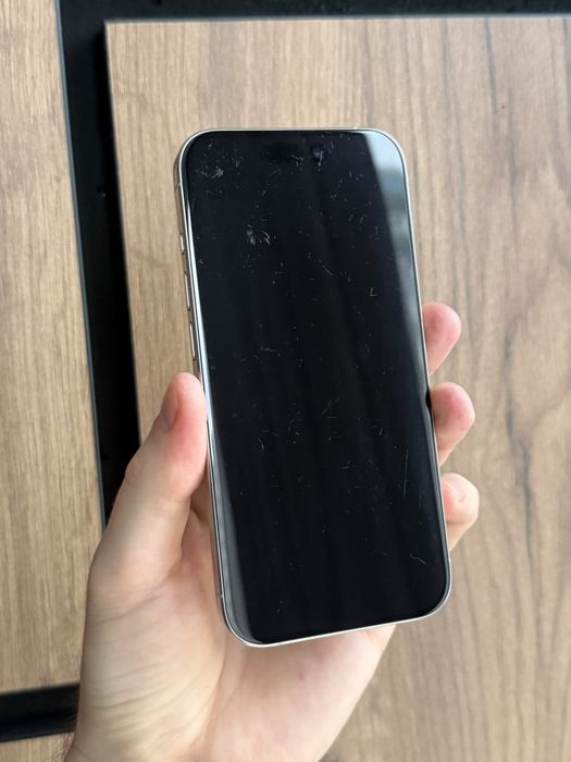 Apple iPhone 15 Pro 256gb eSim White Titanium