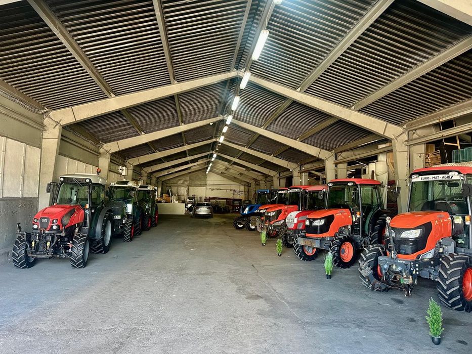 Ciągnik sadowniczy New Holland T.490N stan idealny