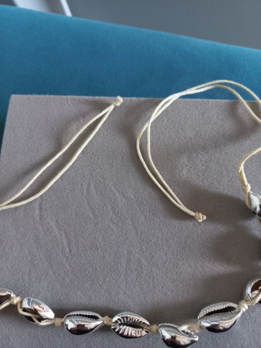 Naszyjnik z muszelek nowy wiązany
