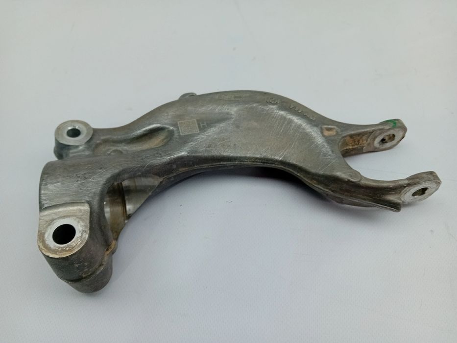 Braço de suspensão frente direito AUDI Q5 Sportback (FYT)