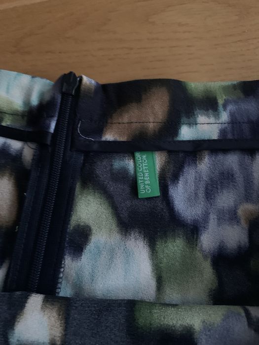 Spodnica mini firmy Benetton