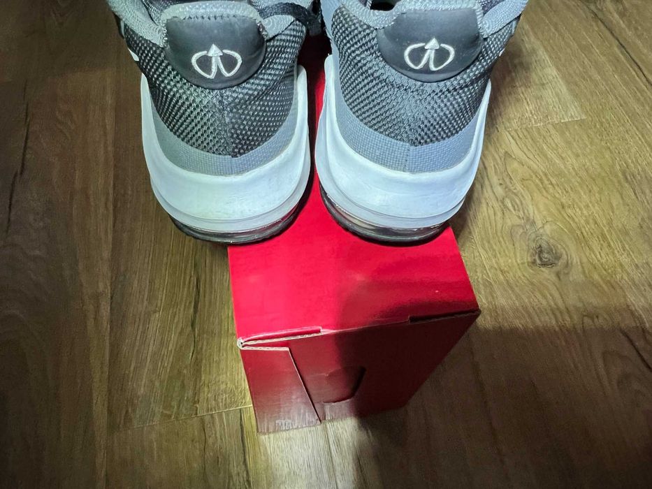 Nike, Buty Air Max Impact 3