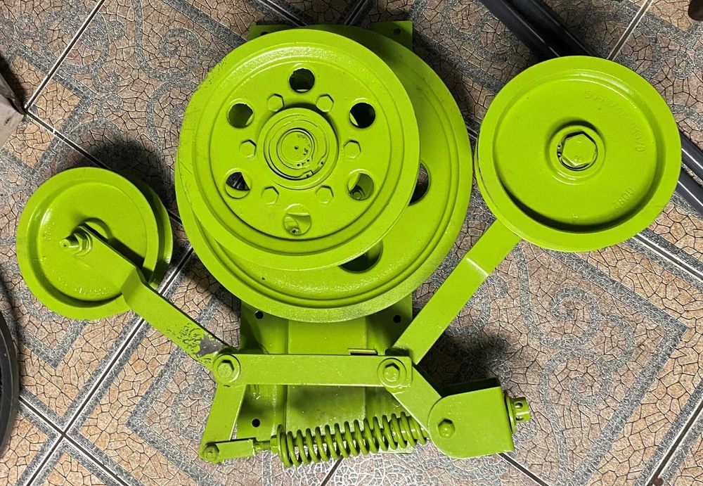 Przystawka sieczkarni koło pośrednie kombajn claas Dominator Mega inne