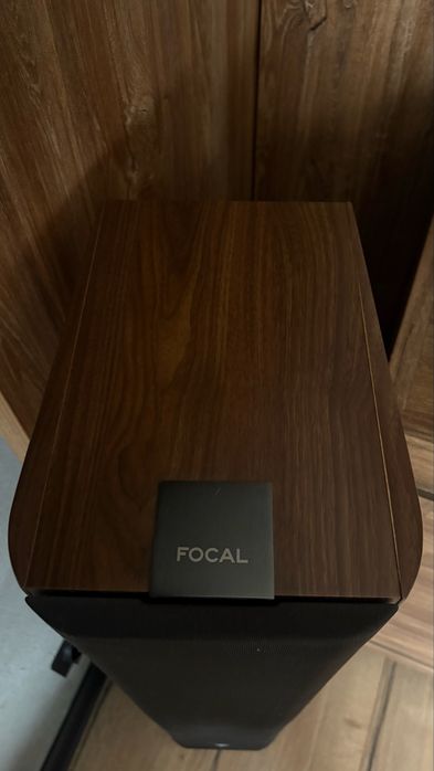 Focal Chorus 716