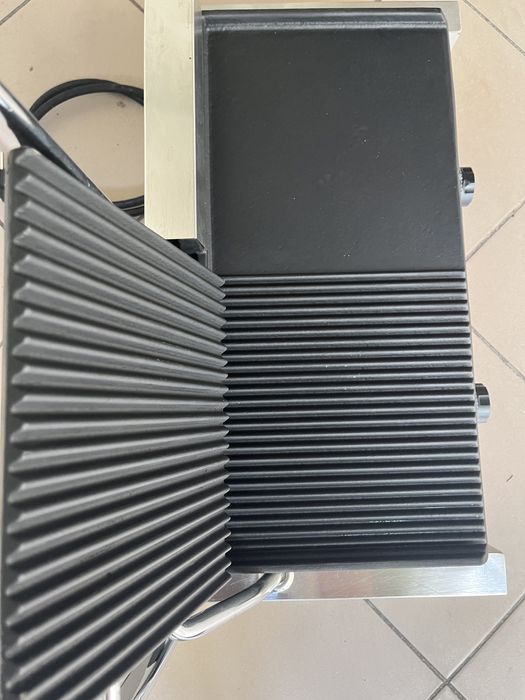 Гриль Прижимний Жарочна Поверхня Комбінований