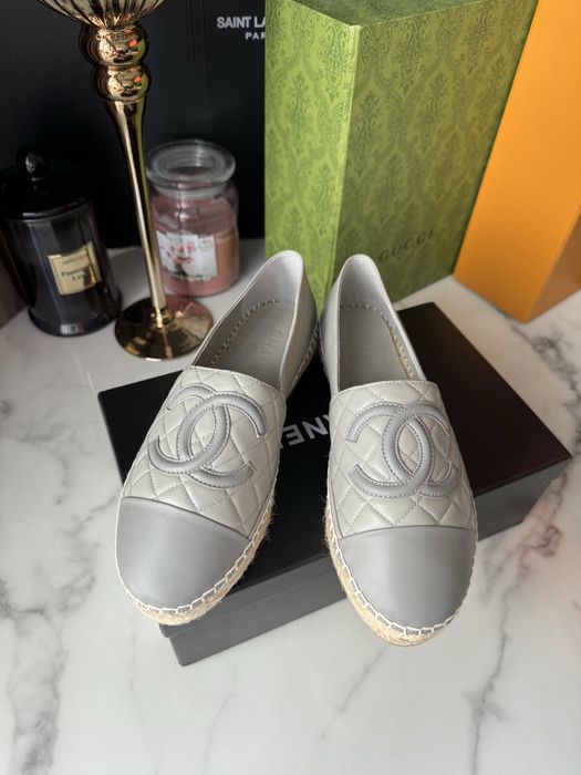 Mokasyny Chanel Gray Leather