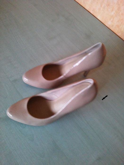 buty szpilki-M&S, czółenka (6,5/39-40) system-INSOLIA; komunia,wesele