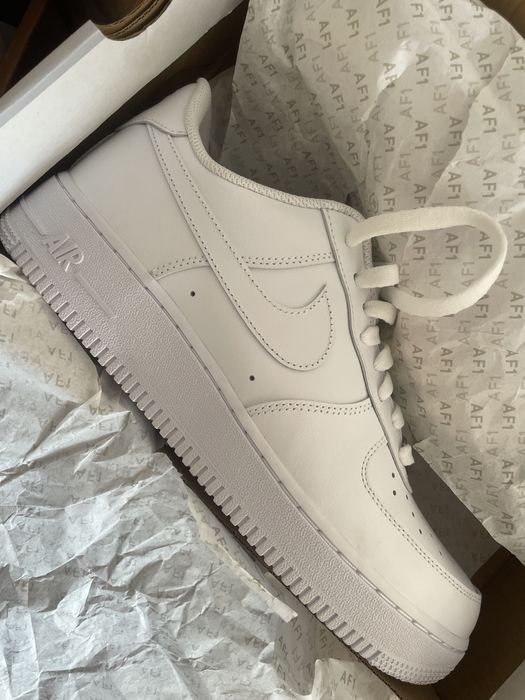 Nike air force 1 white