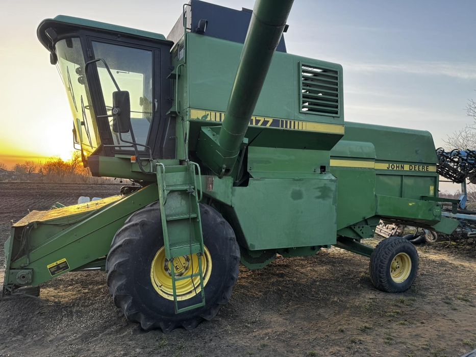 John  Deere  1177