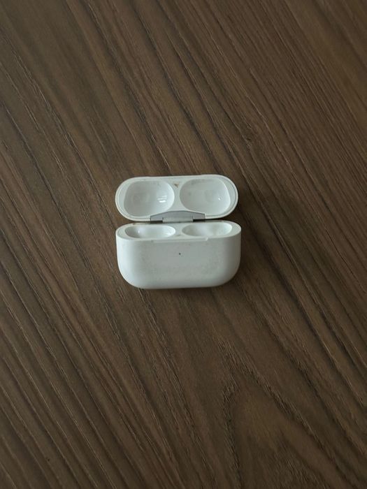 Кейс для навушників Apple AirPods 1 (б/у)
