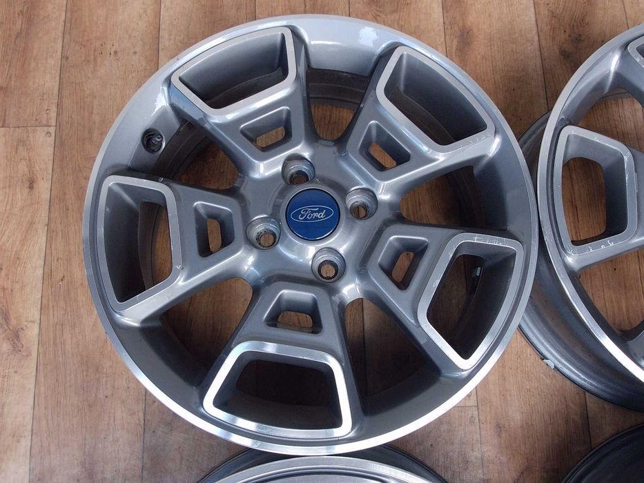 Felgi Ford Fiesta B-Max Eco Sport Fokus 17 4x108 et 37,5