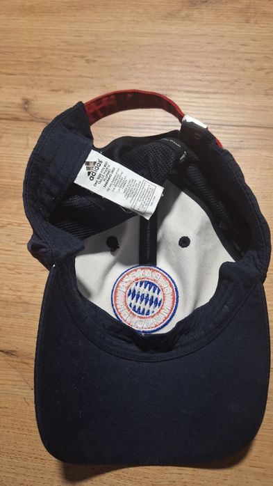 czapeczka z daszkiem Adidas Bayern Monachium hat