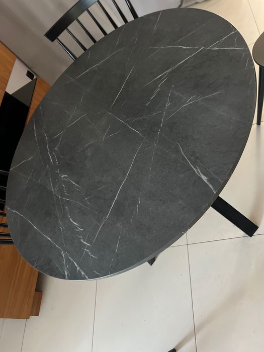 Nowoczesny komplet okazja stół beton cztery krzesła jak Nowy komplet