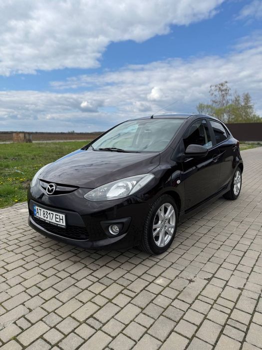 Автомобіль Mazda 2 2008