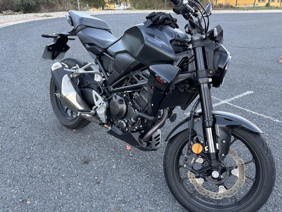 HONDA CB300R 2024