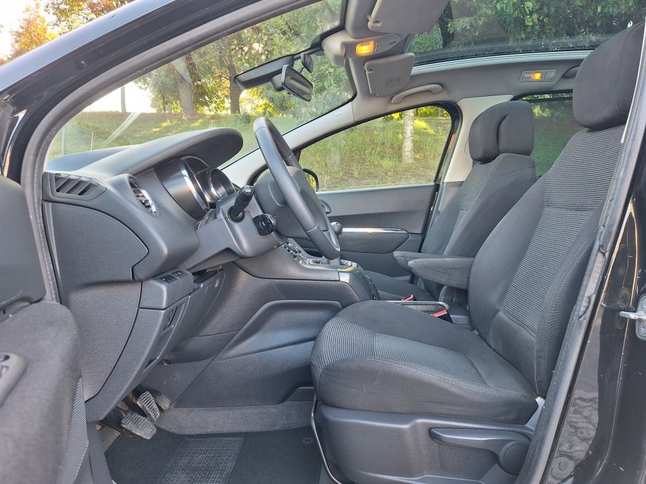 Peugeot 5008 1.6 HDI Allure 7 lugares Nacional