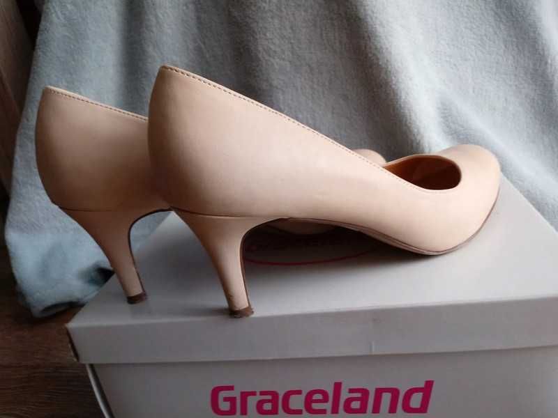 Czółenka Deichmann