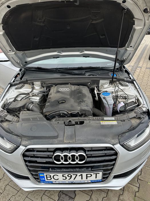 Audi A4 2014 VIN WAUFFAFL3EN028723 фото оголошення 12 з 18