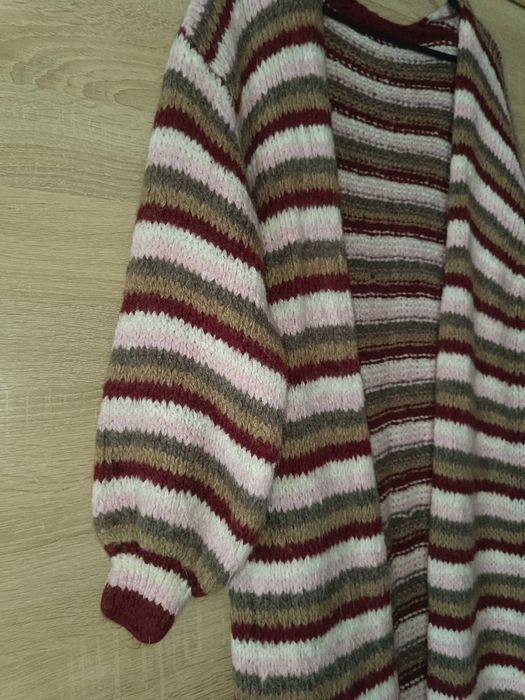 Nowy , długo kardigan w paski
