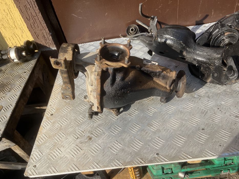 Задний мост редуктор 2.0 бенз Тойота рав4 год 04 toyota rav4